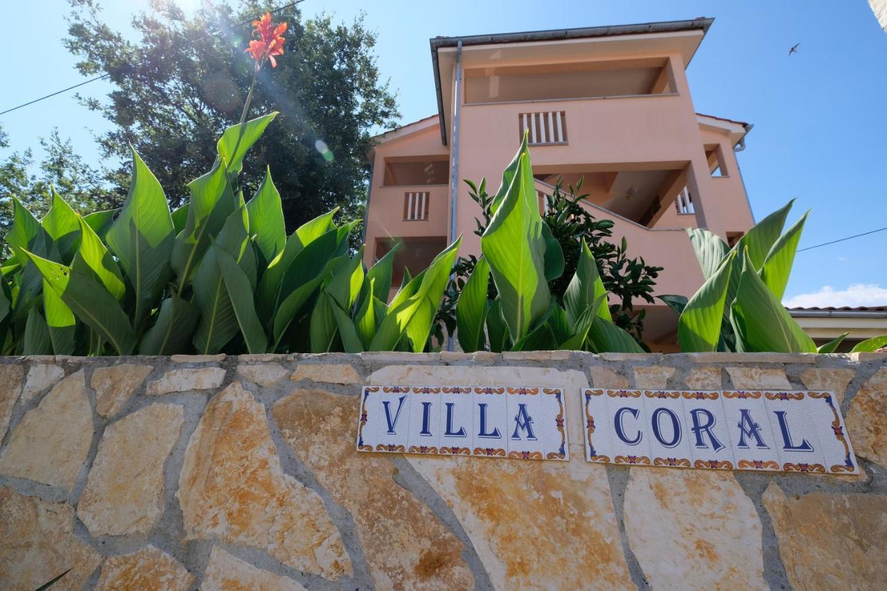 Apartments Coral, Klimno, Island Krk Exterior photo